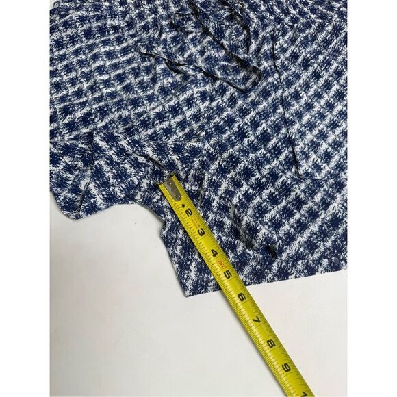 a.n.a. Women’s Elastic Waist Drawstring 2 Pockets Satin Shorts Size M Blue White - Picture 7 of 10